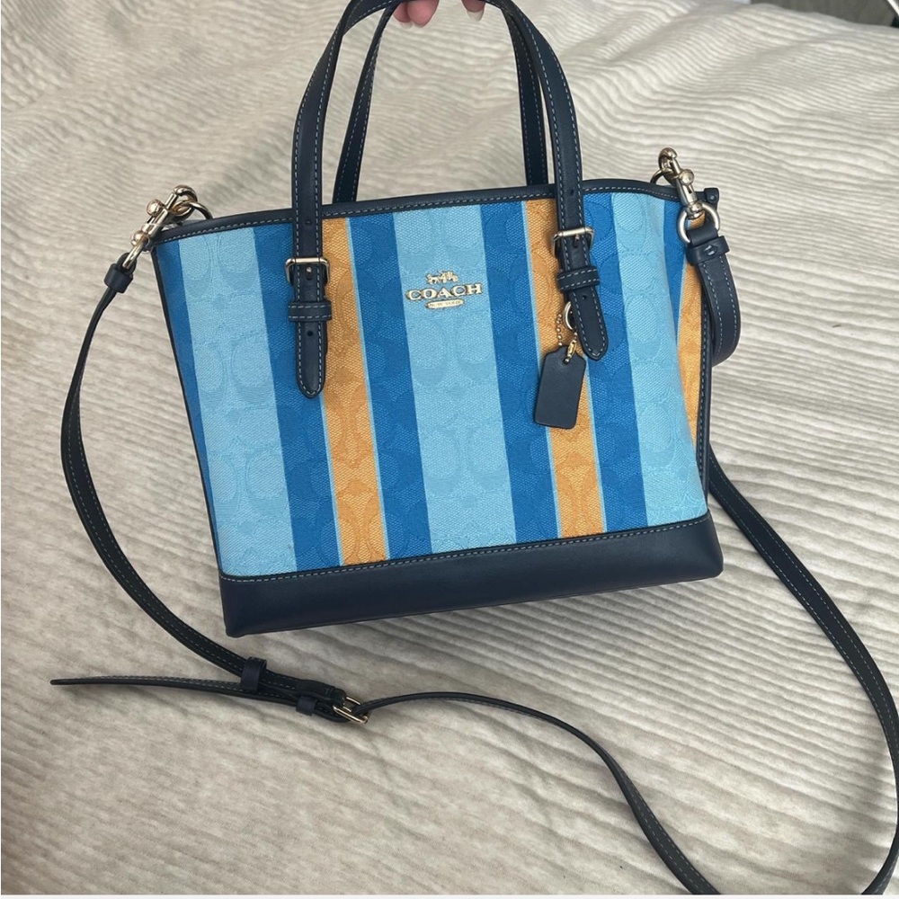 AUTHENTIC Coach Purse💙🩵💛